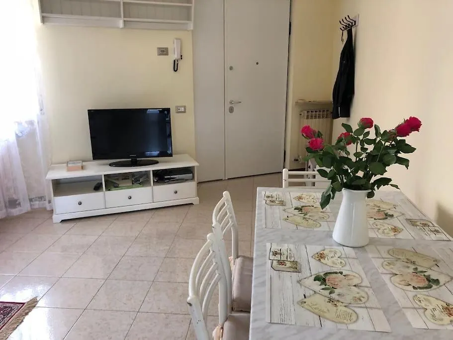 Apartment Ildi'S Guest House Seriate Italy