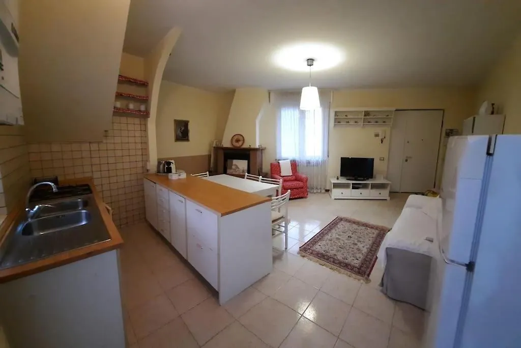 Ildi'S Guest House Seriate
