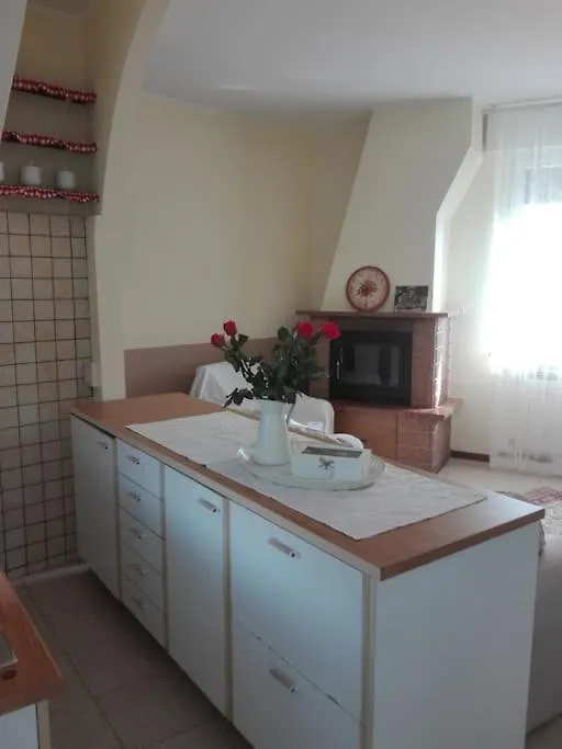 Apartment Ildi'S Guest House Seriate